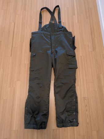 Österreichisches Bundesheer Winterhose – Grösse 104-108 V-VI