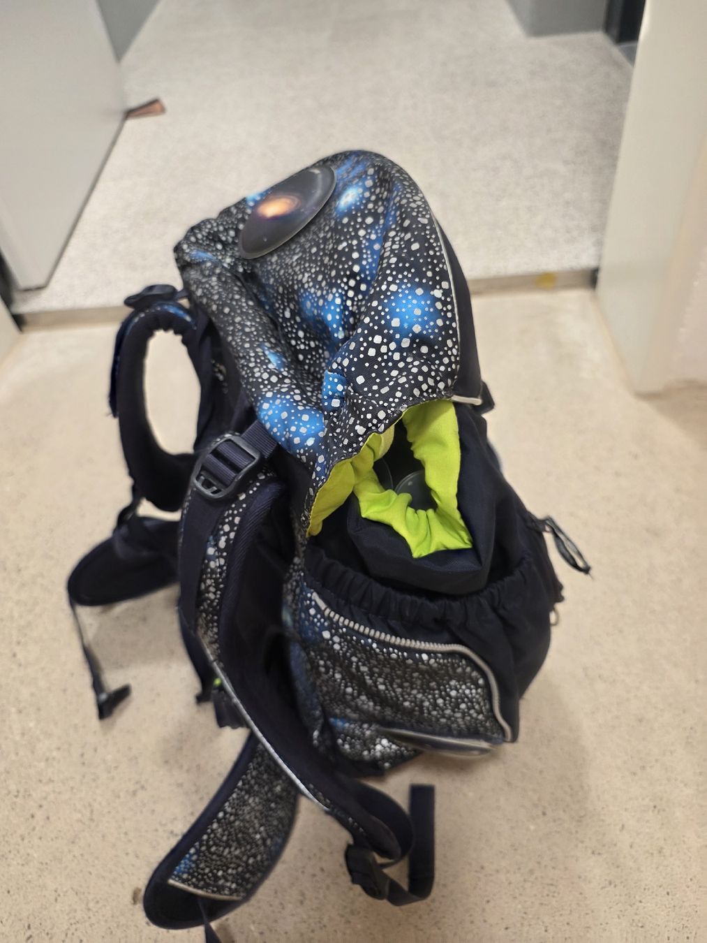 Ergobag Sacs & sacs à dos: Schulranzen Ergobag Weltall Motiv / gebraucht – D'occasion à Hirzel par buy1988 2