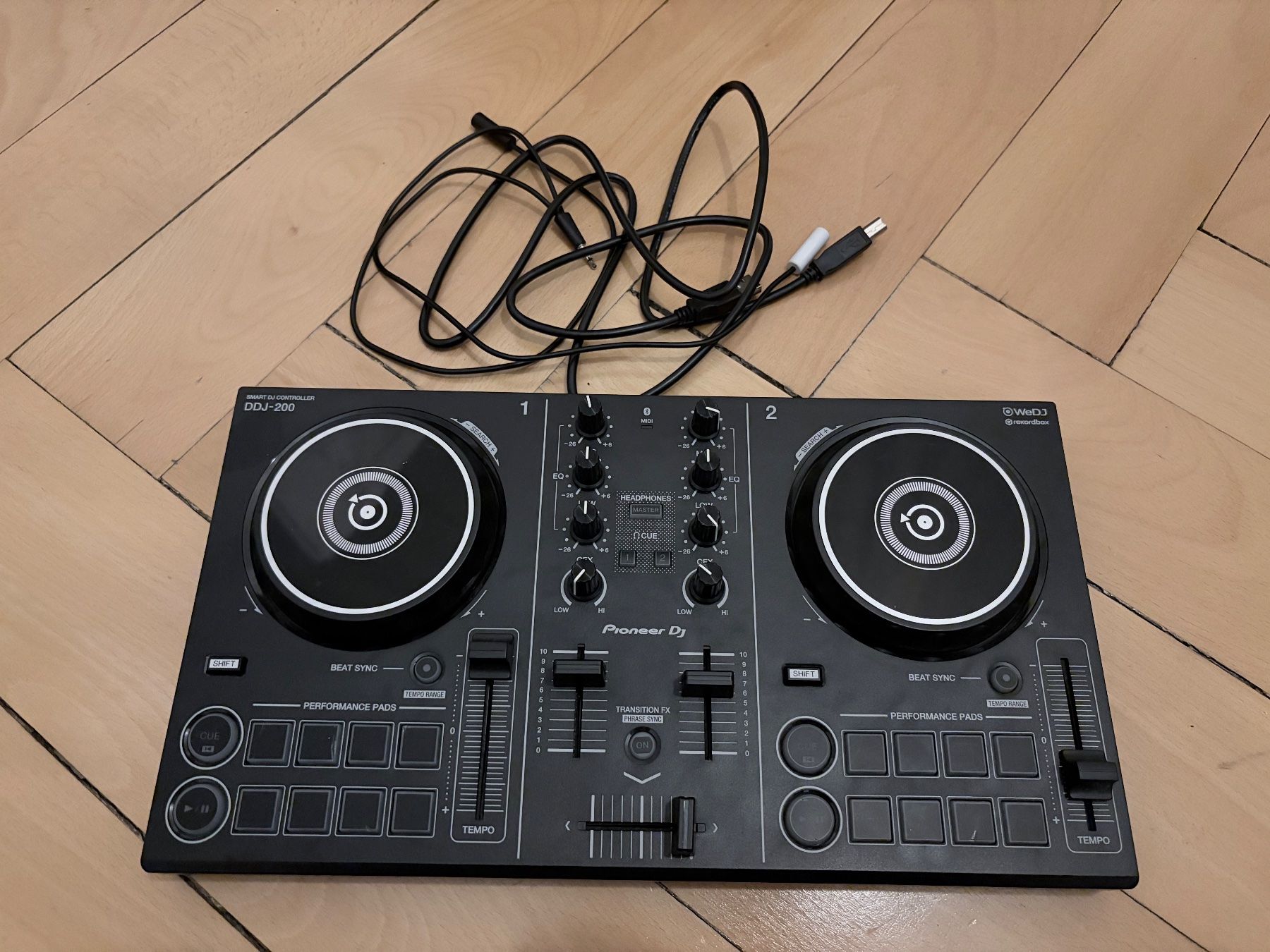 Pioneer Console di mixaggio: Pioneer DDJ-200 – Usato da Zürich venduto da m.kuendig