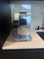 Kaffeemaschine DeLonghi Dinamica Plus vollautomatisch