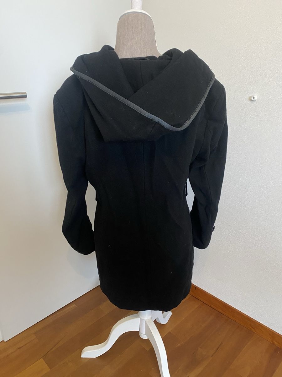 Cappotti: Schicker Wintermantel in Schwarz, Grösse M – Usato da Böbikon venduto da Kathi3000_ 5