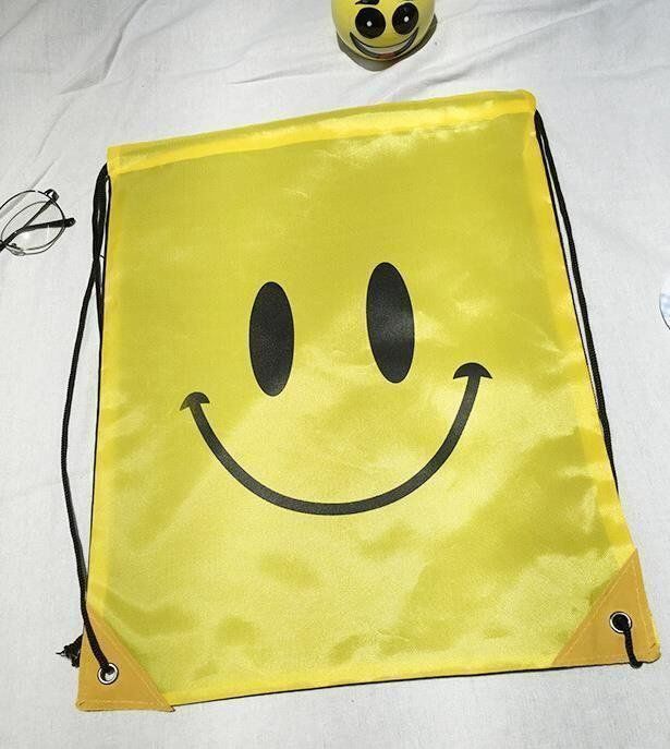 Rucksäcke: Rucksack Backpack Smiley Emoji Chat Whatsapp iPhone Google – Neu und originalverpackt aus Dättlikon von easythings 4