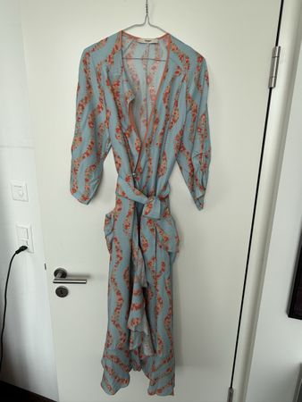 Broegger Wickelkleid Blumenmuster Hellblau Grösse S Seide