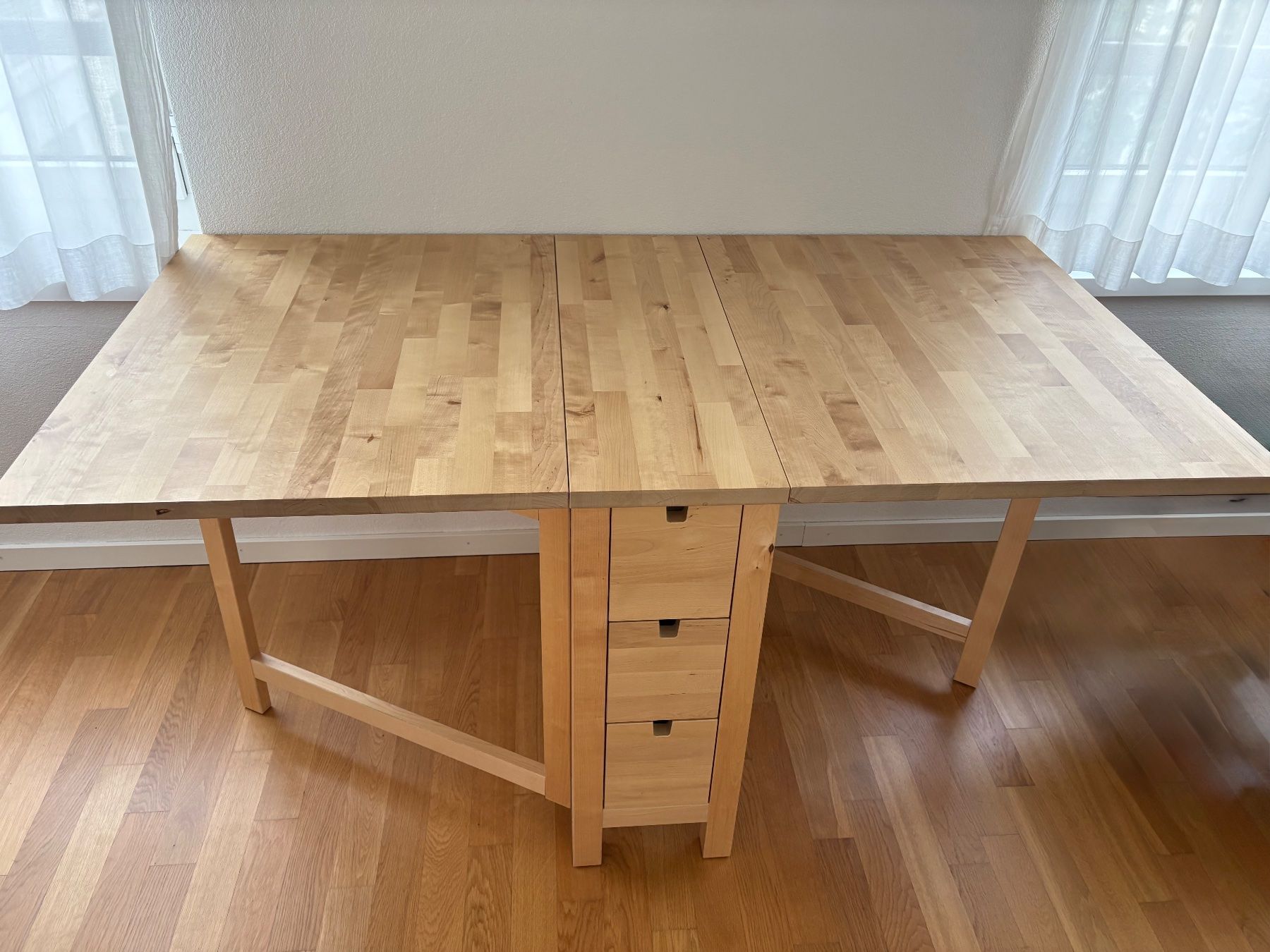 Ikea Tavoli: Ausziehbarer Tisch - Extendable table – Usato da Zürich venduto da agg_hv7p