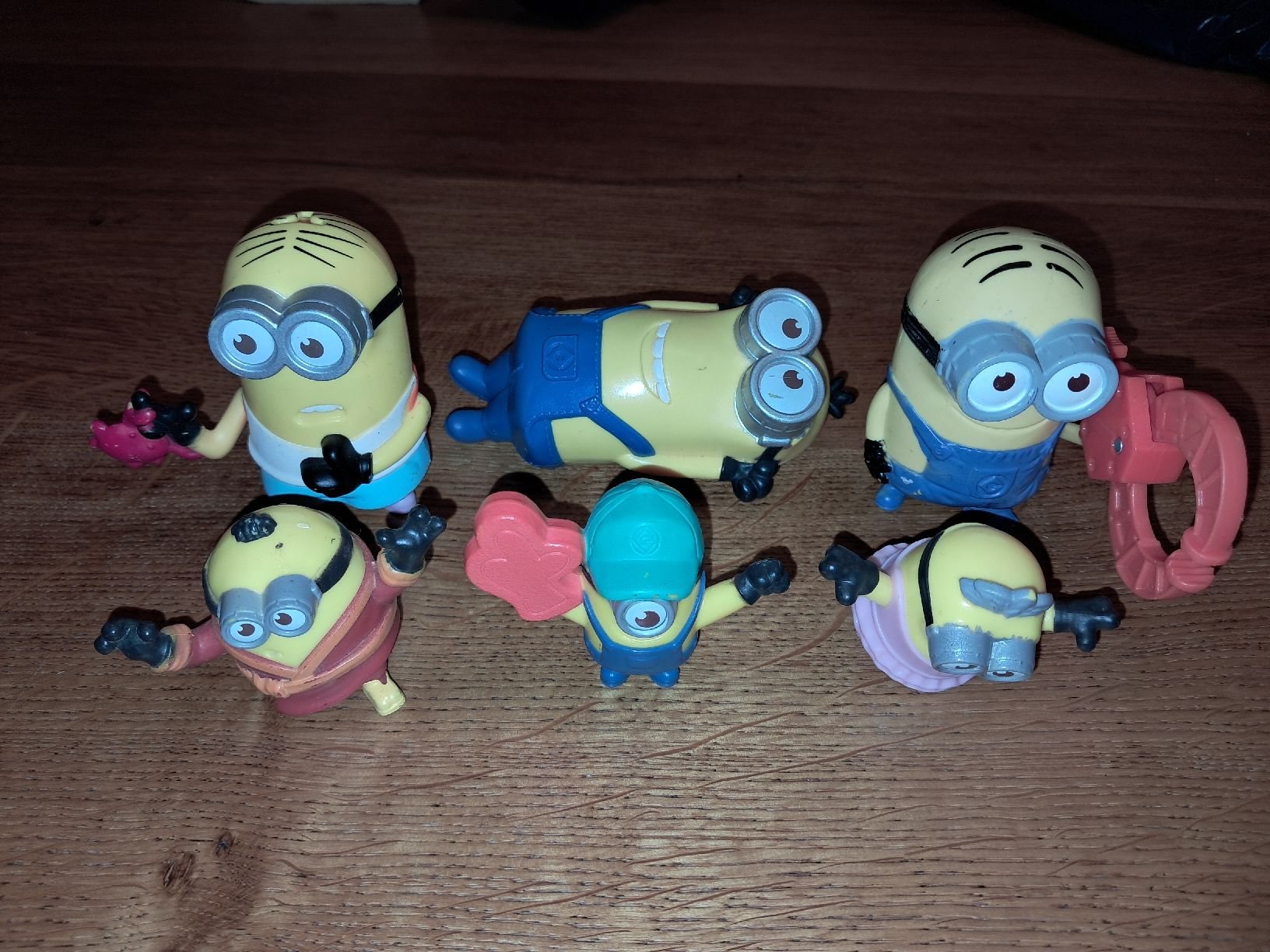 Giocattoli: Lot de 6 figurines les minions – Usato da Le locle venduto da juliensaran