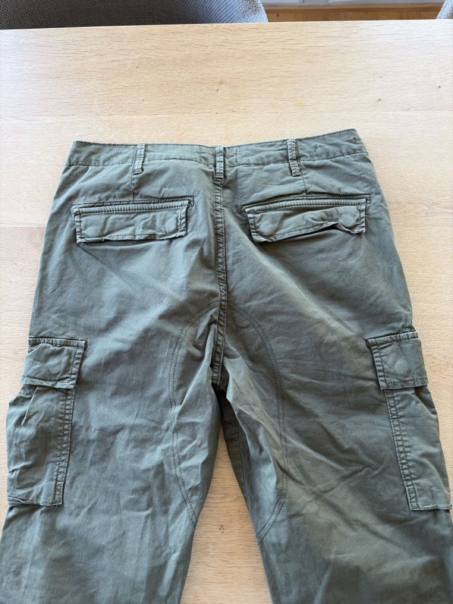 Jack & Jones Pantaloni: Zwei Paar Hosen, 32/34 – Usato da speicher venduto da danicole 4