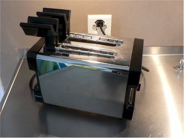 Küchengeräte: Vintage Design Toaster  70er – Gebraucht aus Uerikon von Kdp529 3