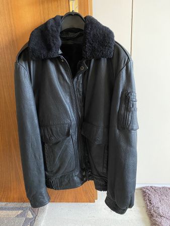 Pilotenlederjacke gefüttert