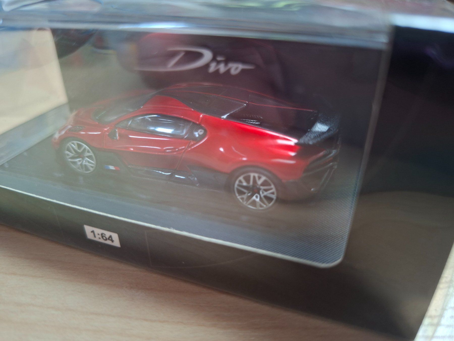 Bugatti Modellini d'auto: Bugatti Divo 1:64 Time Micro, Sammlerstück – Nuovo e nell'imballaggio originale da Boll venduto da romanm0 1