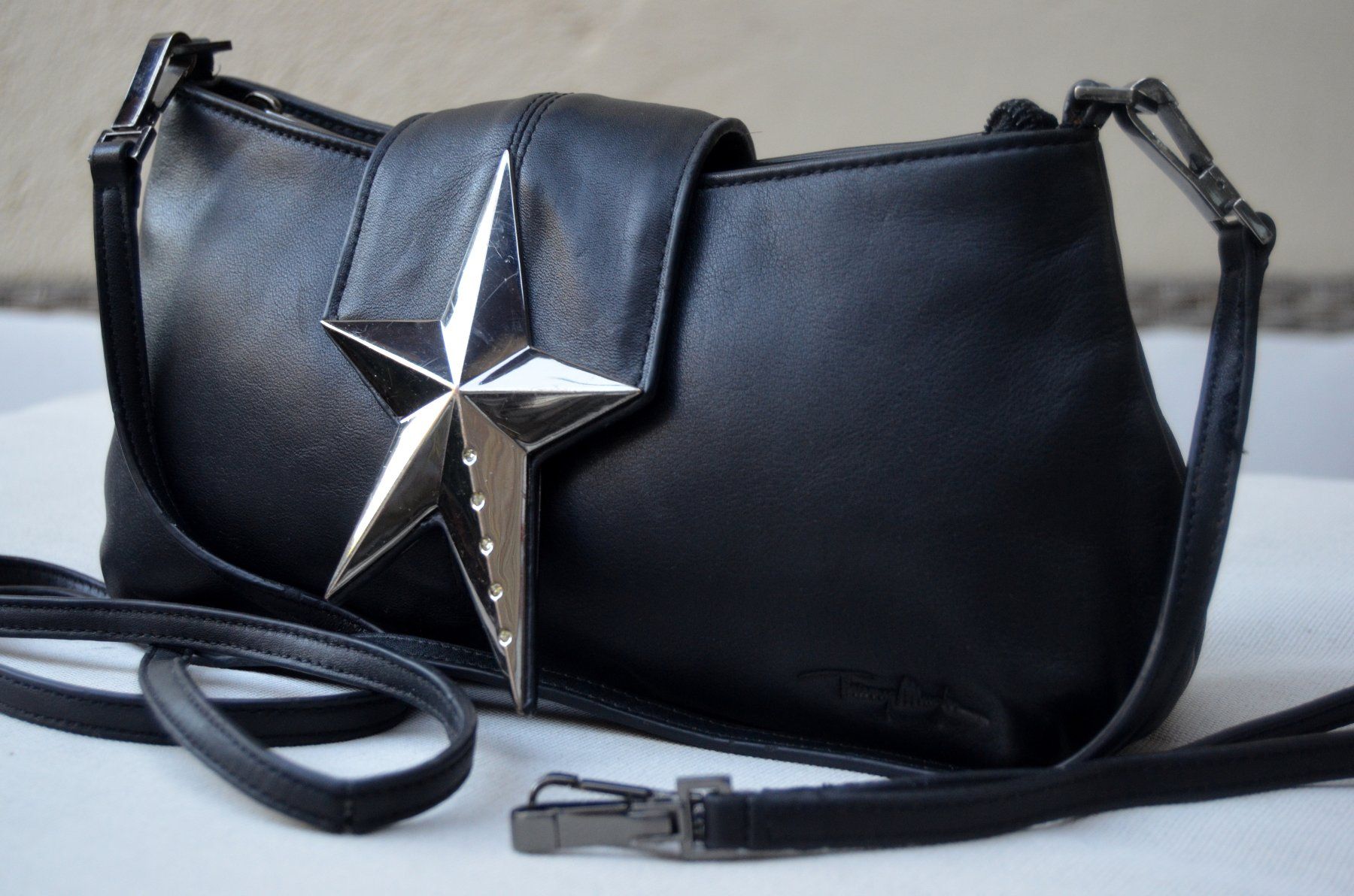 Mugler Sacs femmes: Thierry Mugler Tasche /  sac – D'occasion à Collonges par arashee 4