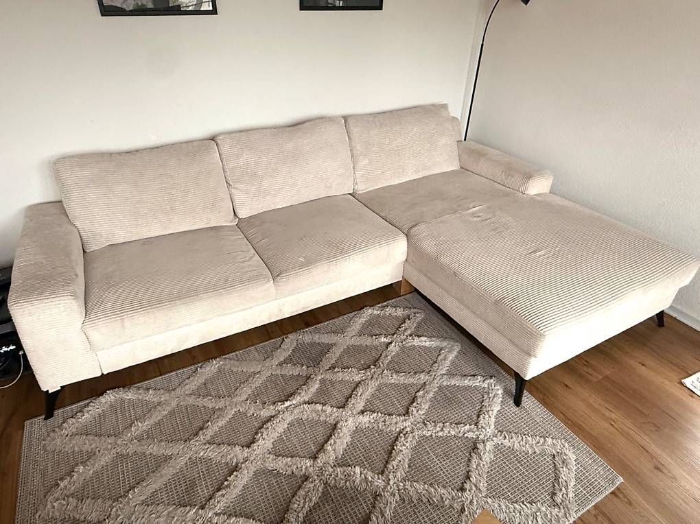 Divani: Cord Sofa Beige - zu verschenken  – Usato da Dagmersellen venduto da Jnn-Wr