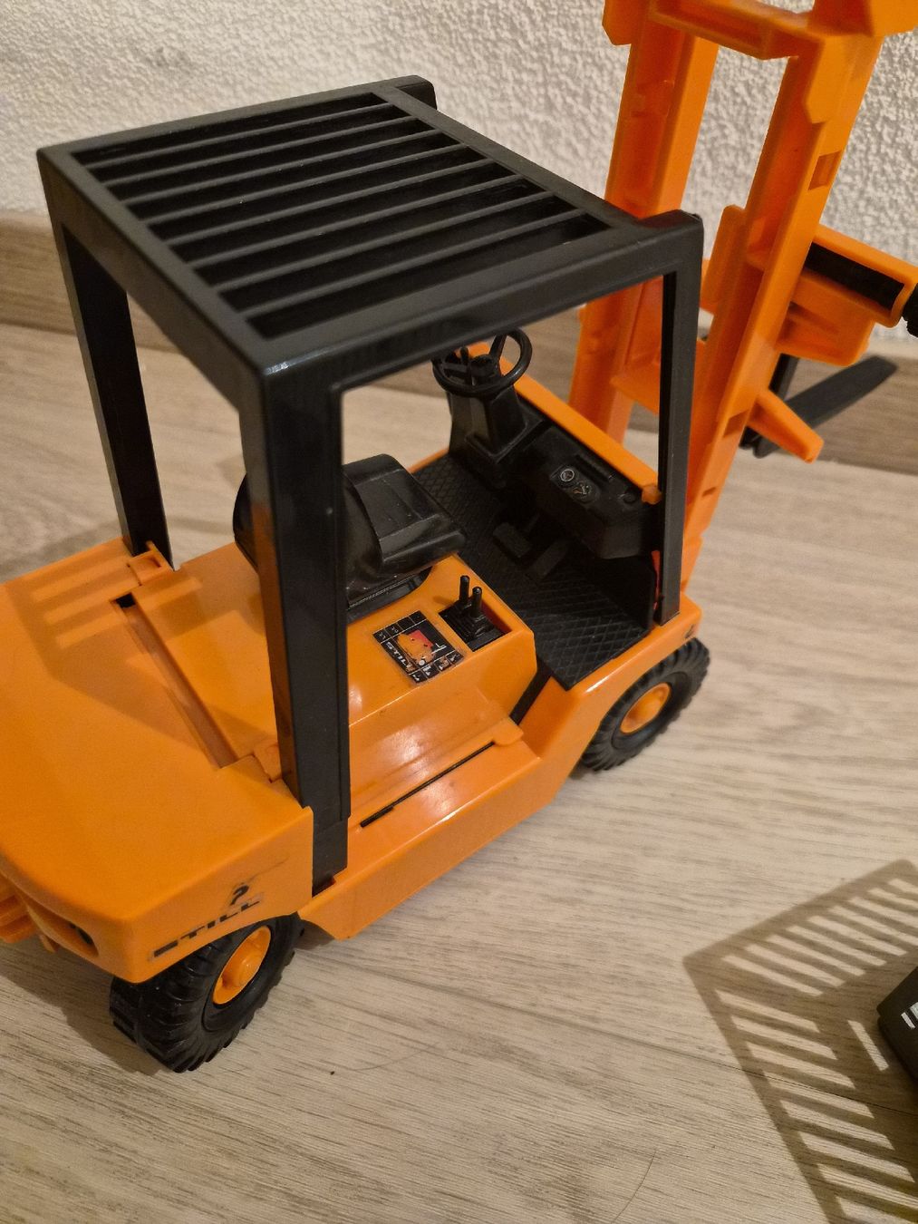 Jouets: Jouet chariot élévateur Still orange avec panier – D'occasion à La Joux FR par car_ck96 3