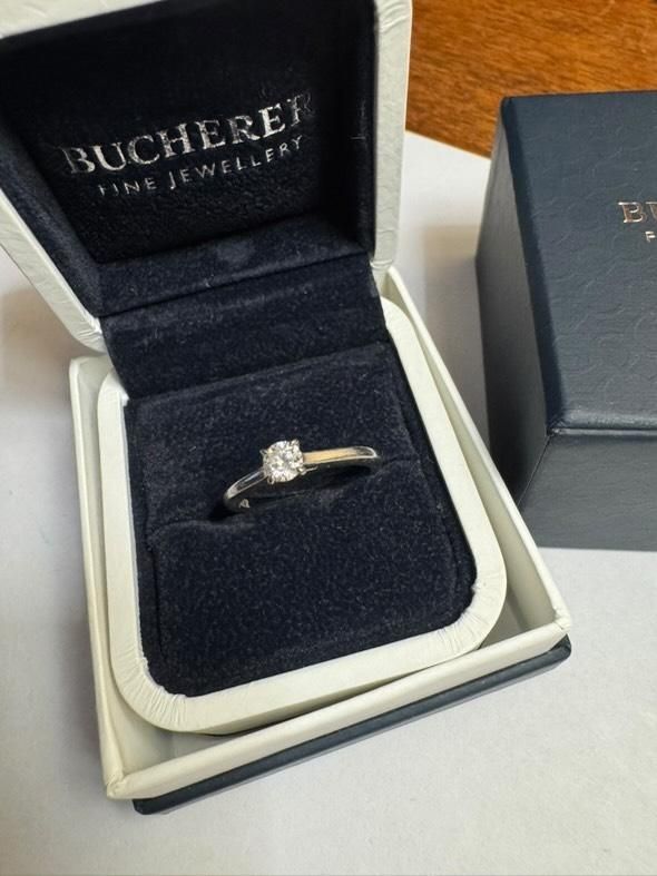 Anelli: bague bucherer 18k or blanc et diamant – Usato da Vésenaz venduto da Angela.C3 5