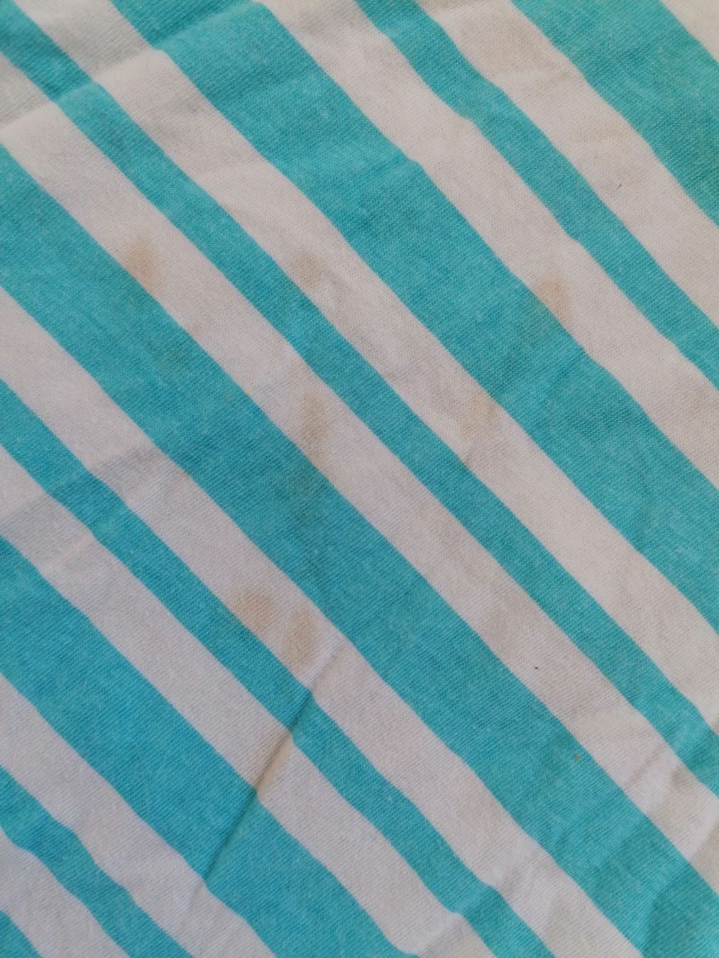 Robes et jupes: Sommerkleid Gr. 104 mit Flecken – D'occasion à Büttikon AG par Amineah 2