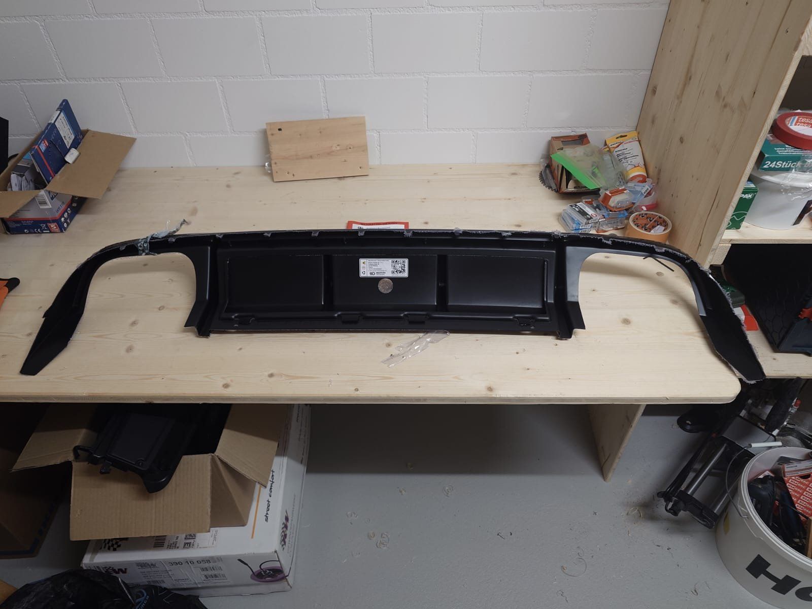Tutti pezzi di ricambio auto: CUPRA LEON ST 04.2020 bis 07.2024 - MAXTON HECK DIFFUSOR – Nuovo (secondo la descrizione) da Obfelden venduto da all-trac 4