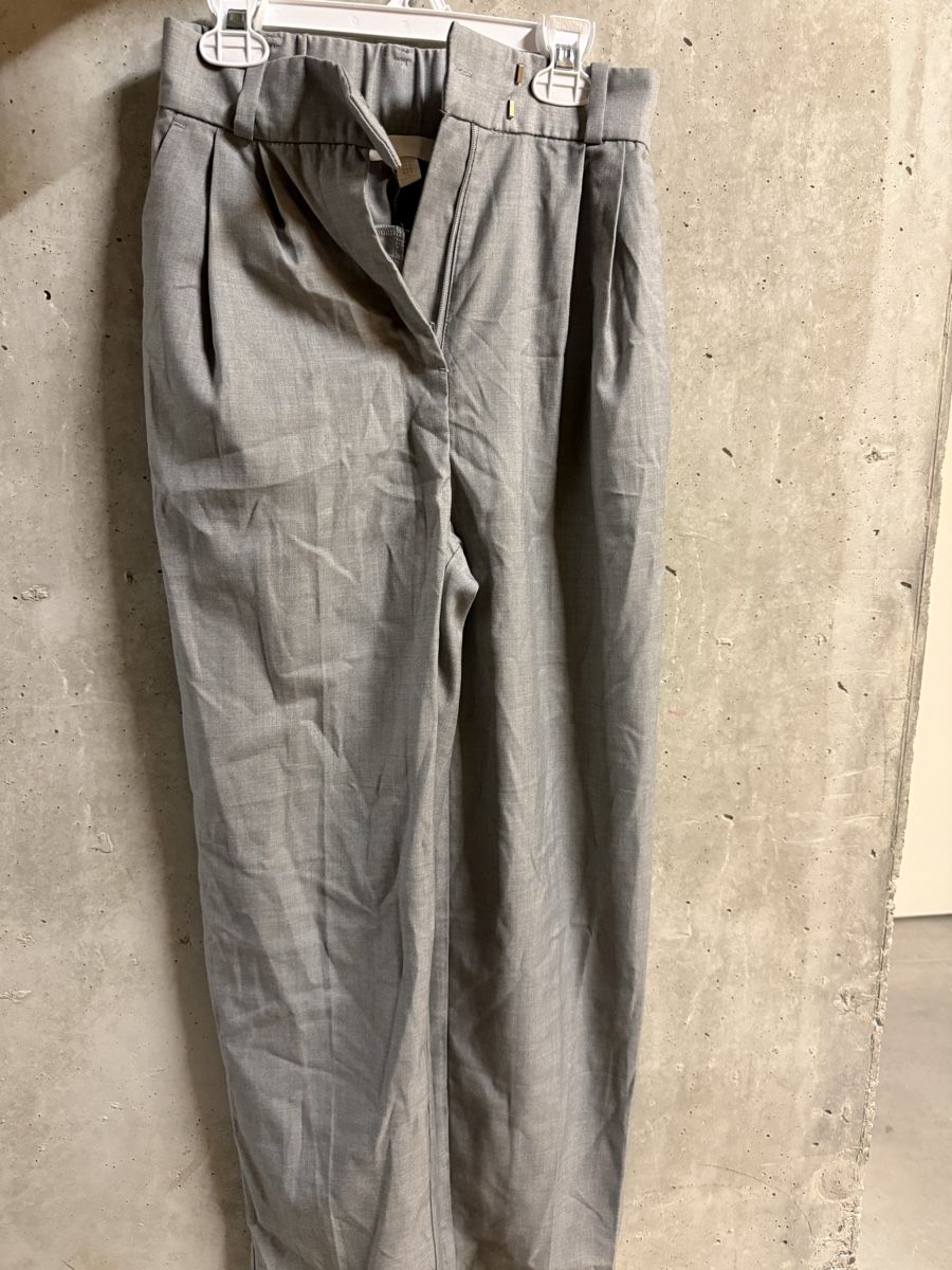 H&M Pantaloni: Pantalon chic – Usato da Monthey venduto da sen_6ckr