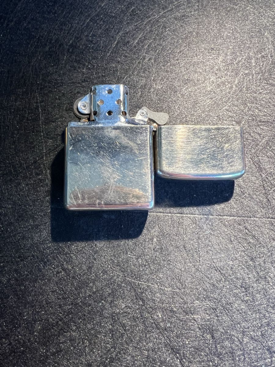 Zippo Accendini: Benzinfeuerzeug – Usato da Laufen venduto da groove60 4