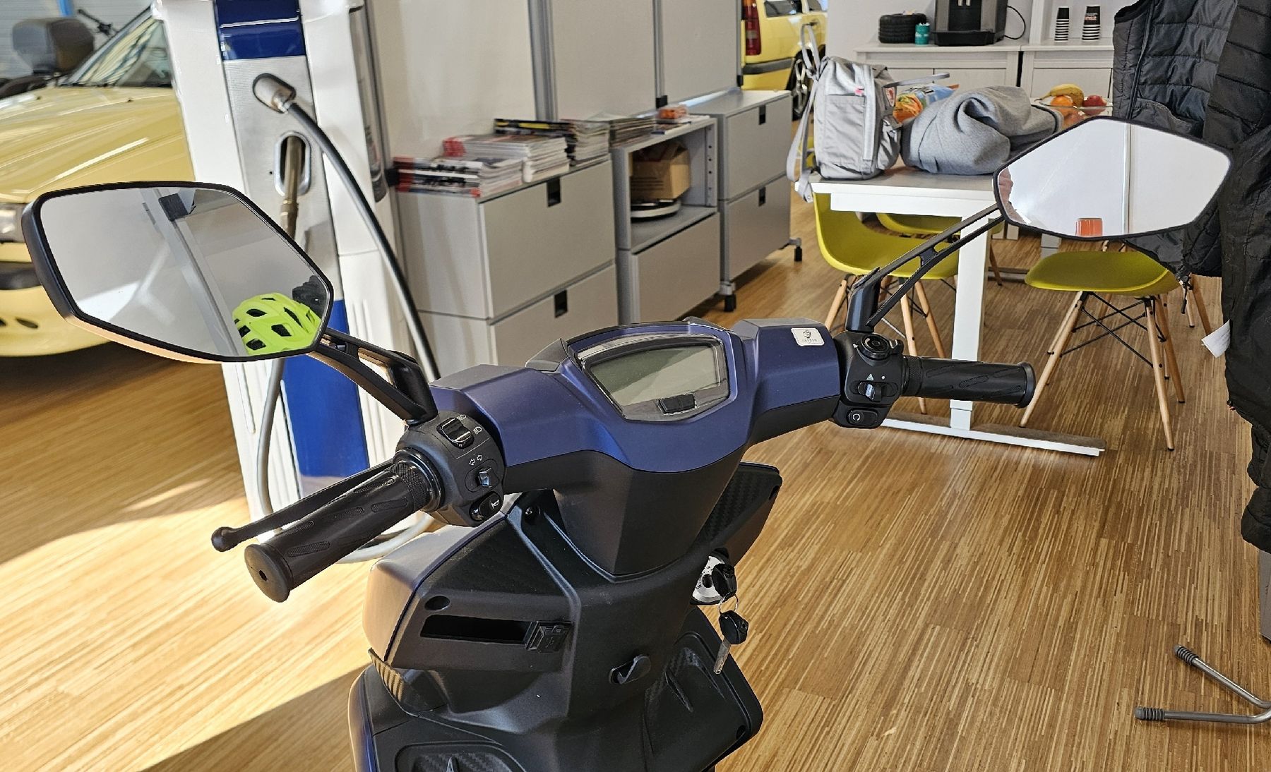 Altro: UGBEST R3 Elektroroller – Nuovo (secondo la descrizione) da Gwatt (Thun) venduto da Bilsport 2