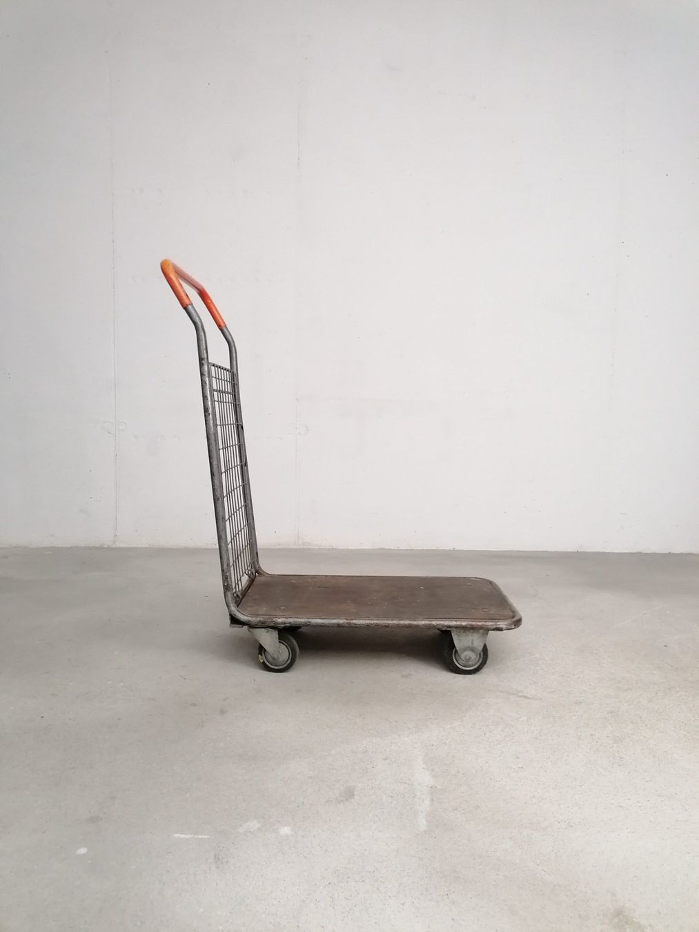 Valigie & Borse: Ancien chariot – Usato da Fribourg venduto da cla_x966 1