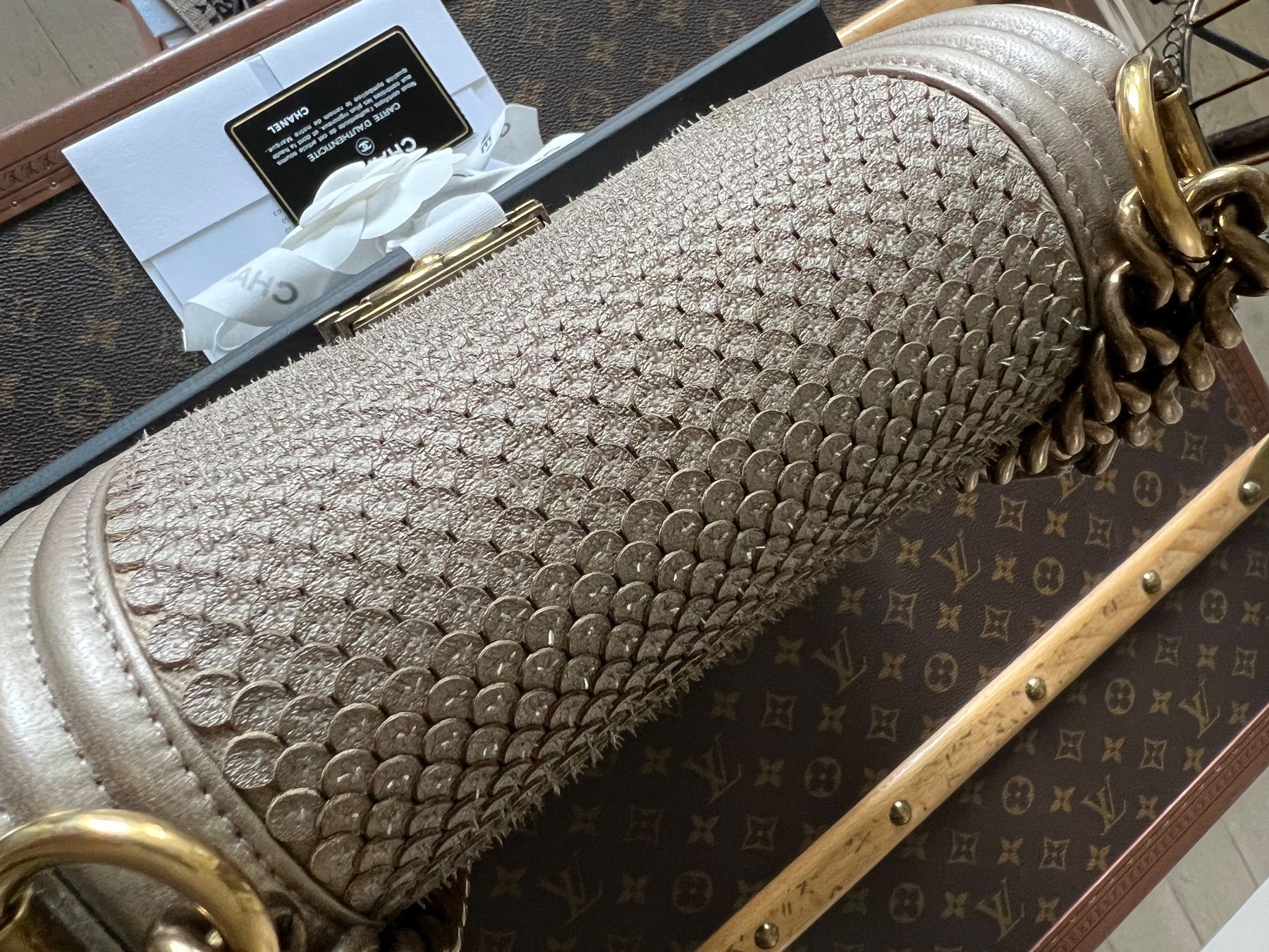 Chanel Borse da donna: Chanel Boy Bag, Fullset, neuwertig – Usato da Kilchberg ZH venduto da happyymee 6