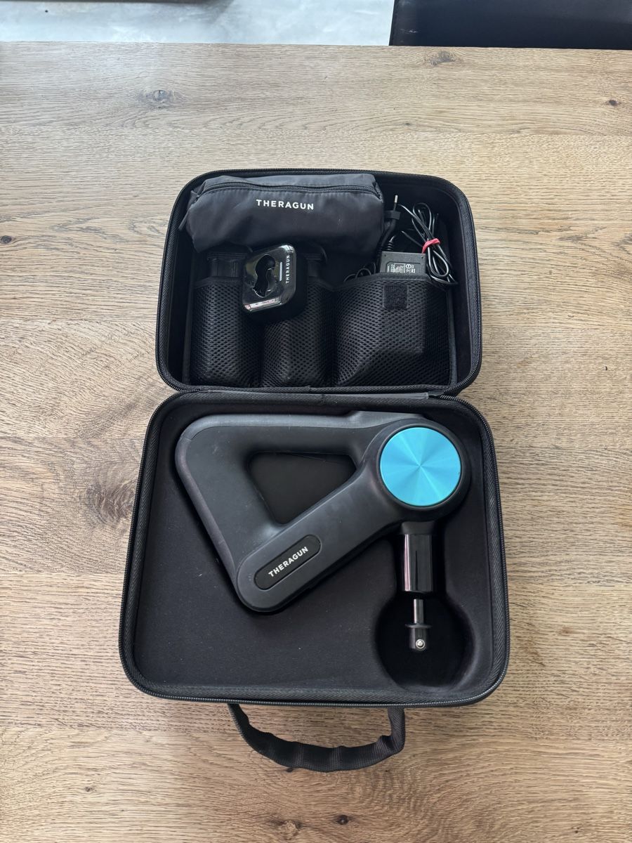 Appareils de massage: Theragun PRO – D'occasion à Zürich par lillaulrich 3
