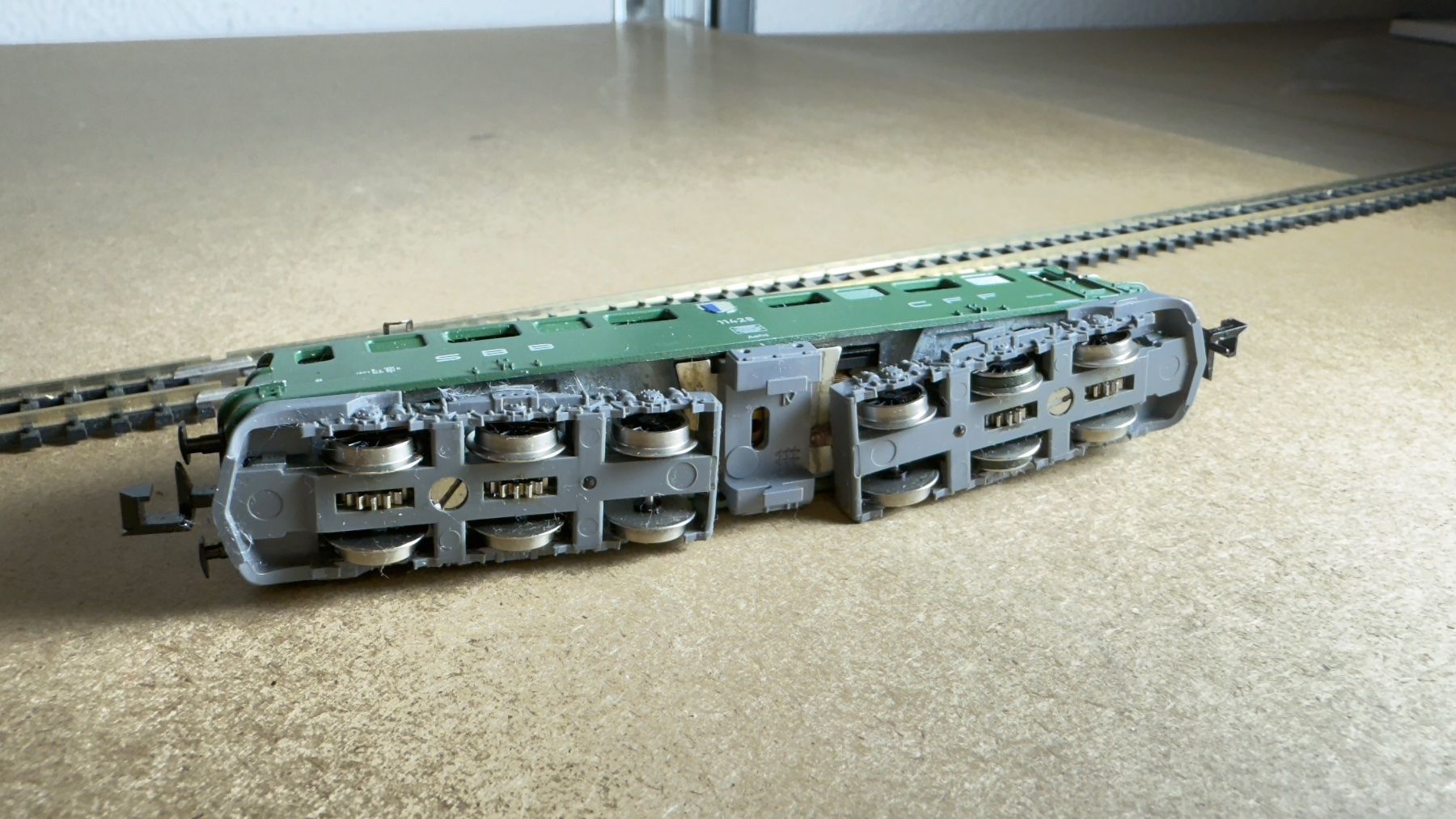 Trix Modellini di ferrovie: Trix Ae 6/6 Luzerne Spur N – Usato da Windlach venduto da Kelebra 5
