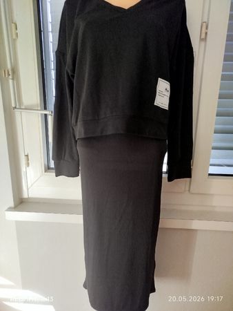 Elastisches Kleid-Set mit Sweatshirt, Größe S