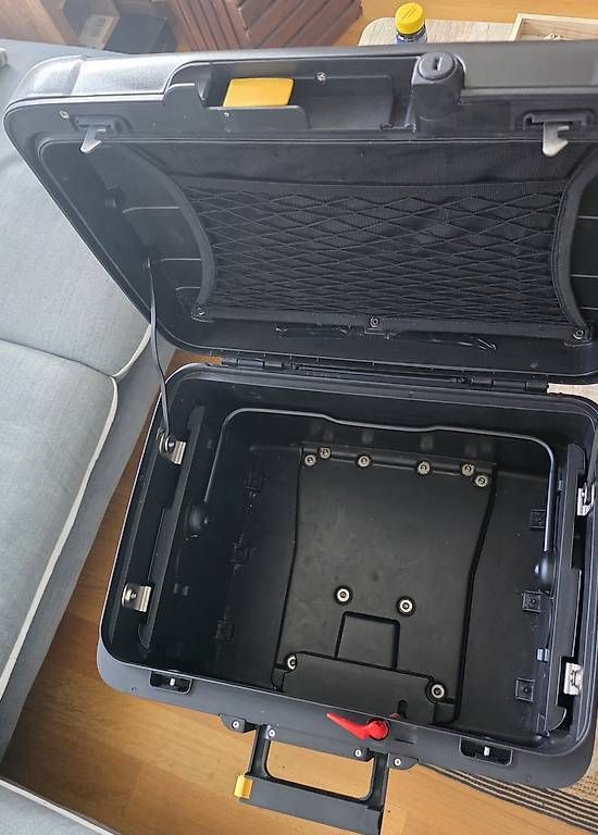 Topcase: Vario Topcase  – Usato da Herrenschwanden venduto da Pusher6 1