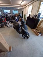 Peugeot Kisbee 50cc 65km/h 4t
