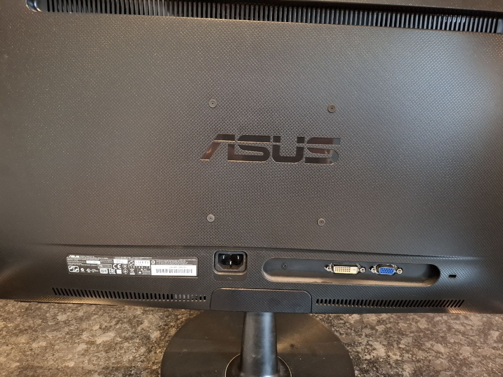 Asus Monitor: Écran PC ASUS – Usato da Neuchâtel venduto da FloKo88 2