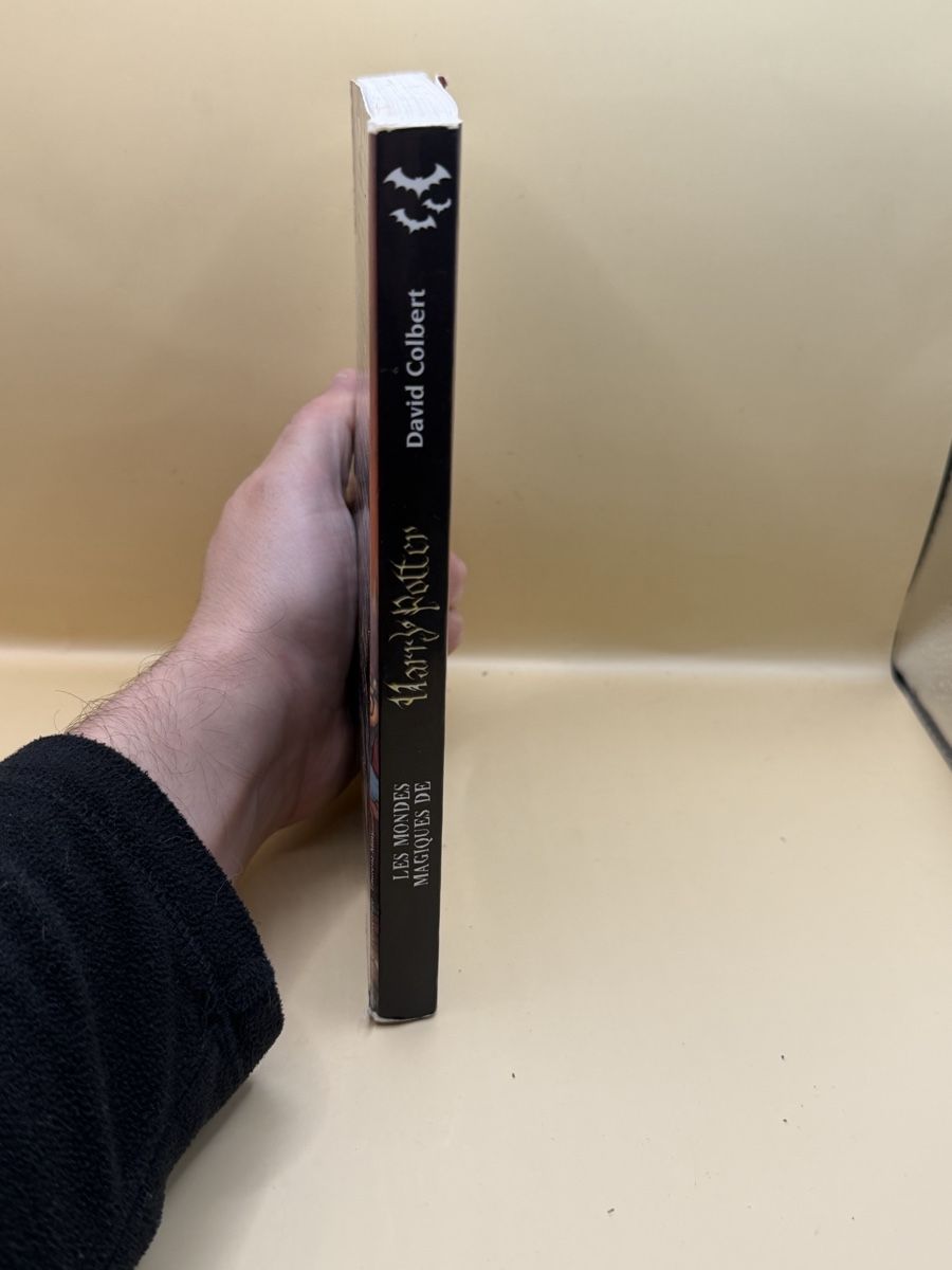 Libri: Les Mondes Magiques de Harry Potter 2002 – Usato da Genève venduto da sho_67qj 2