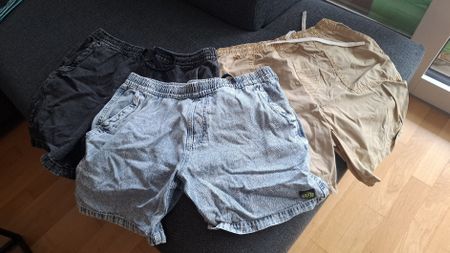 Kurze Hosen 3er Set Herren Grösse L Pull and Bear