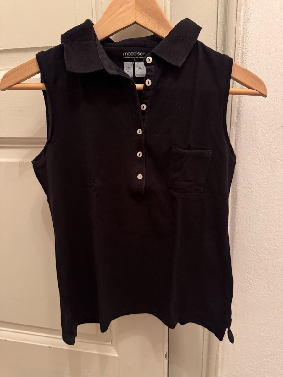 T-shirt: Maglietta senza maniche  – Usato da Cabbio venduto da AB1990