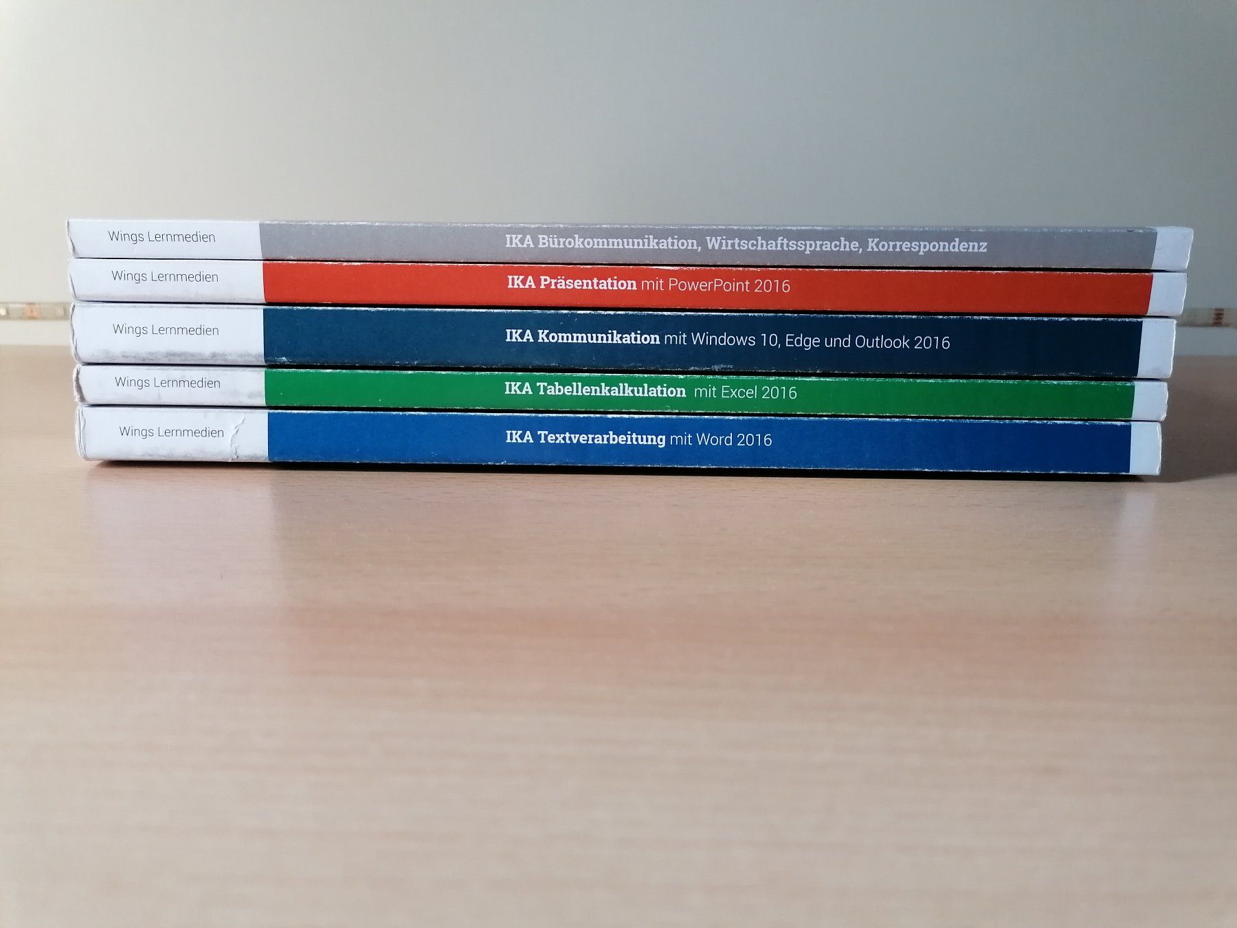 Libri: IKA-Bücher – Usato da Düdingen venduto da vanessa-g 1