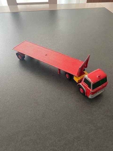 Matchbox Modellautos: Matchbox King Size Ford tractor, no K-20 Tasker transporter – Gebraucht aus Meyrin von Abac007