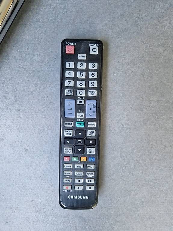 Televisori: Samsung LED Fernseher 40" – Usato da Dreien venduto da vaniih93 2