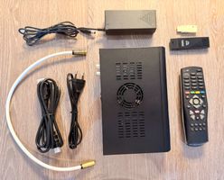 Dreambox DM820 HD DVB-C mit FB, Merlin, GP3 und WLAN