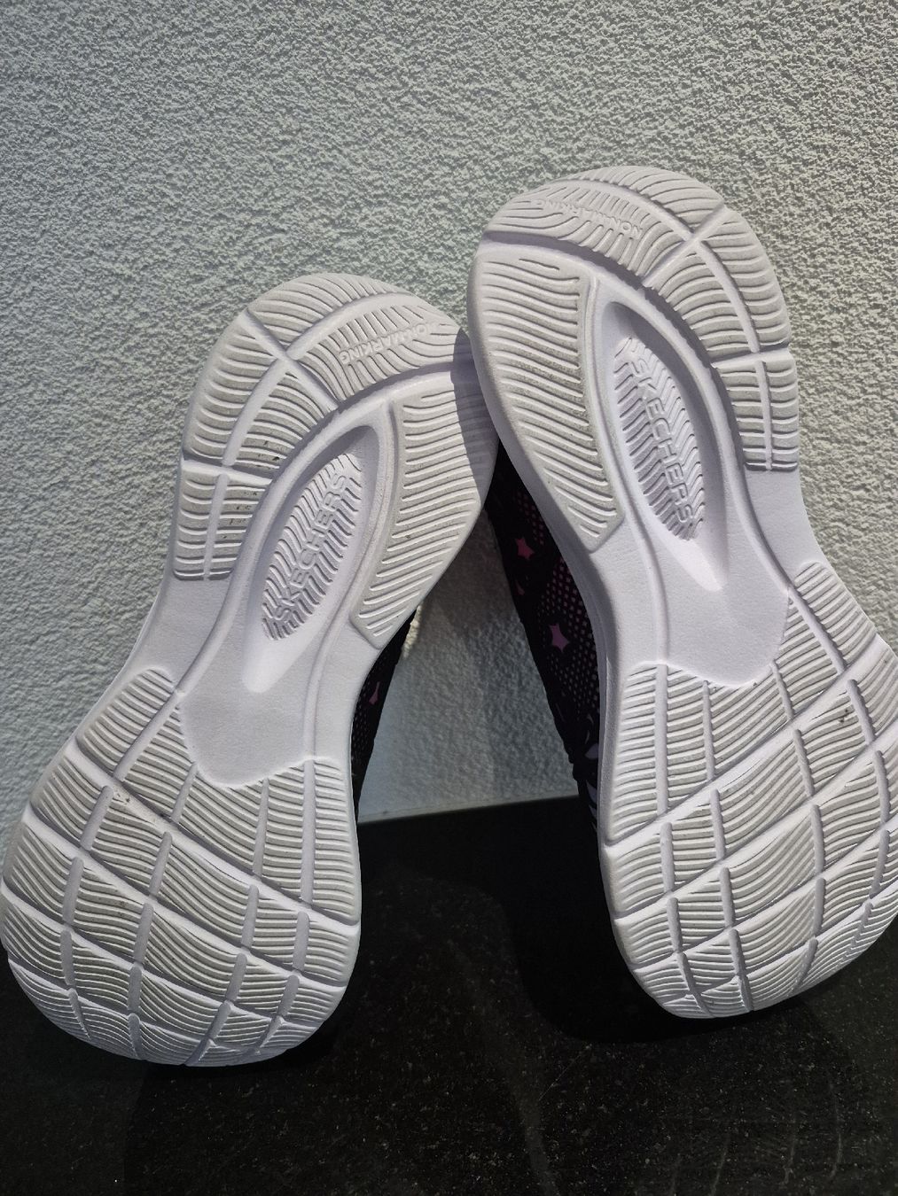 Skechers Schuhe für Jungen: Baskets Skechers  noir rose turquoise taille 35 – Neu (gemäss Beschreibung) aus Belmont-Yverdon von jul_8nw5 4