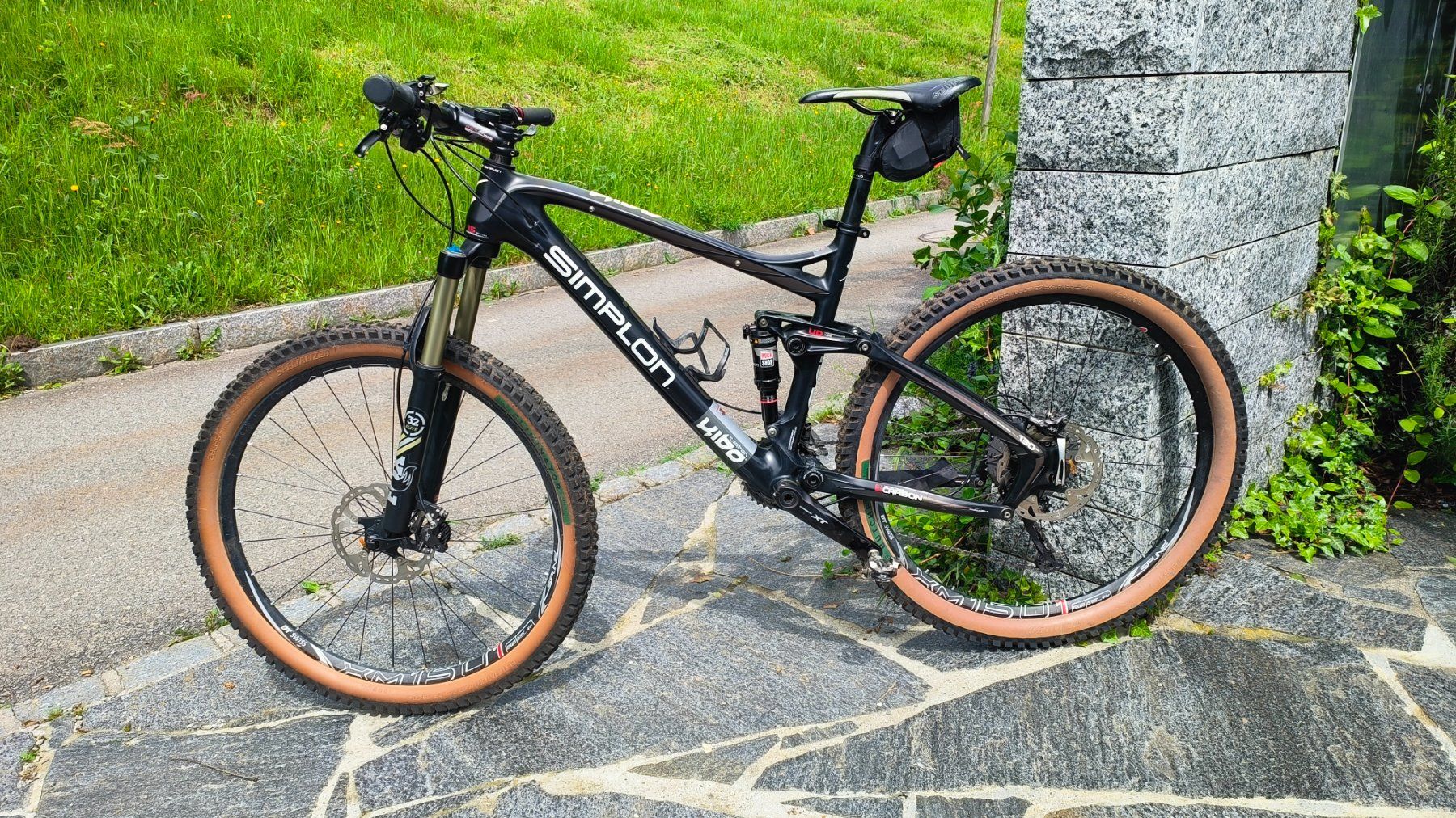 Simplon Biciclette: Gepflegtes Simplon Kibo Carbon 275 PRO22 - Fully – Usato da Pura venduto da Kiem