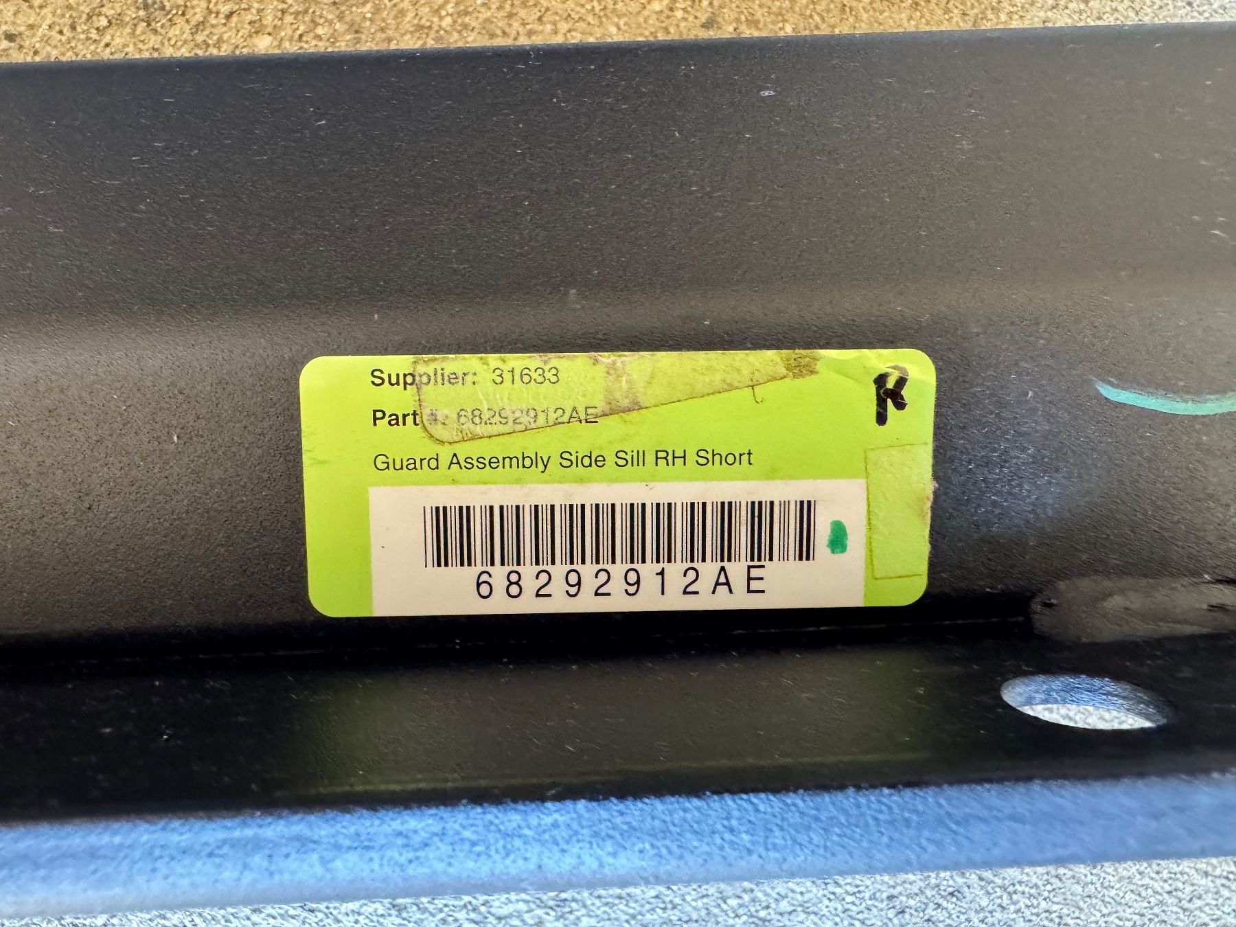 Tutti pezzi di ricambio auto: Original Mopar Rock Rails 2 Door – Usato da Eich venduto da Eichhof70 6