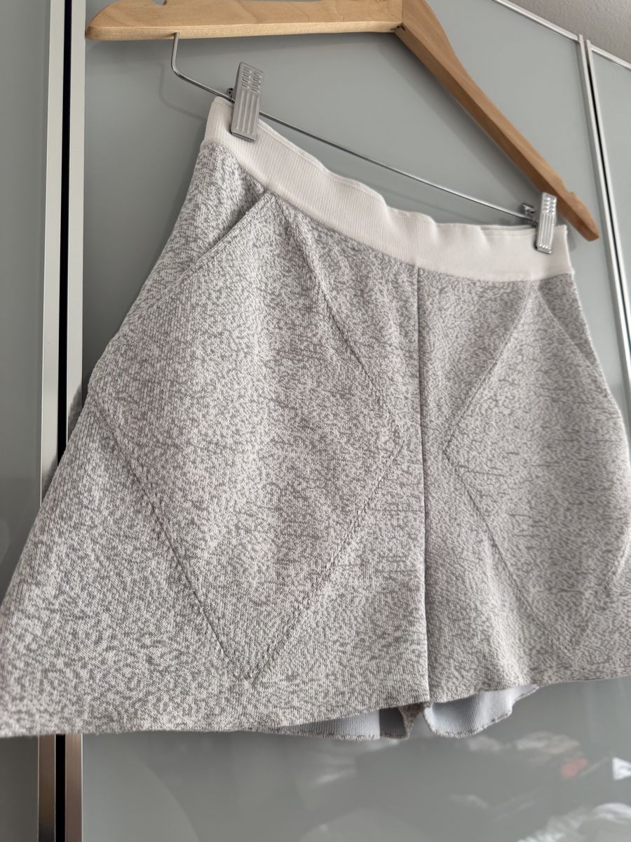 Balenciaga Pantaloni: Balenciaga Shorts Gr. 36 – Usato da Dübendorf venduto da MariaS. 1