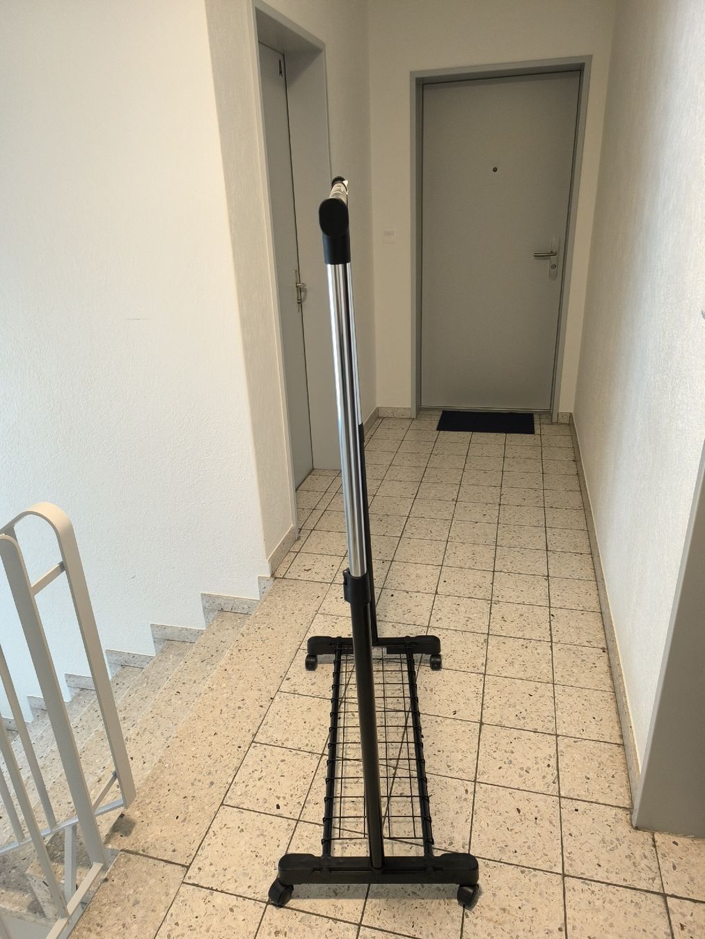 Autres décorations & accessoires: Kleiderständer JYSK – Neuf (Voir description) à Glattbrugg par admin2012 2
