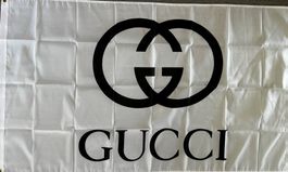 Gucci Fahne Flag Luxus Handtasche T-Shirt Basecap Sneaker