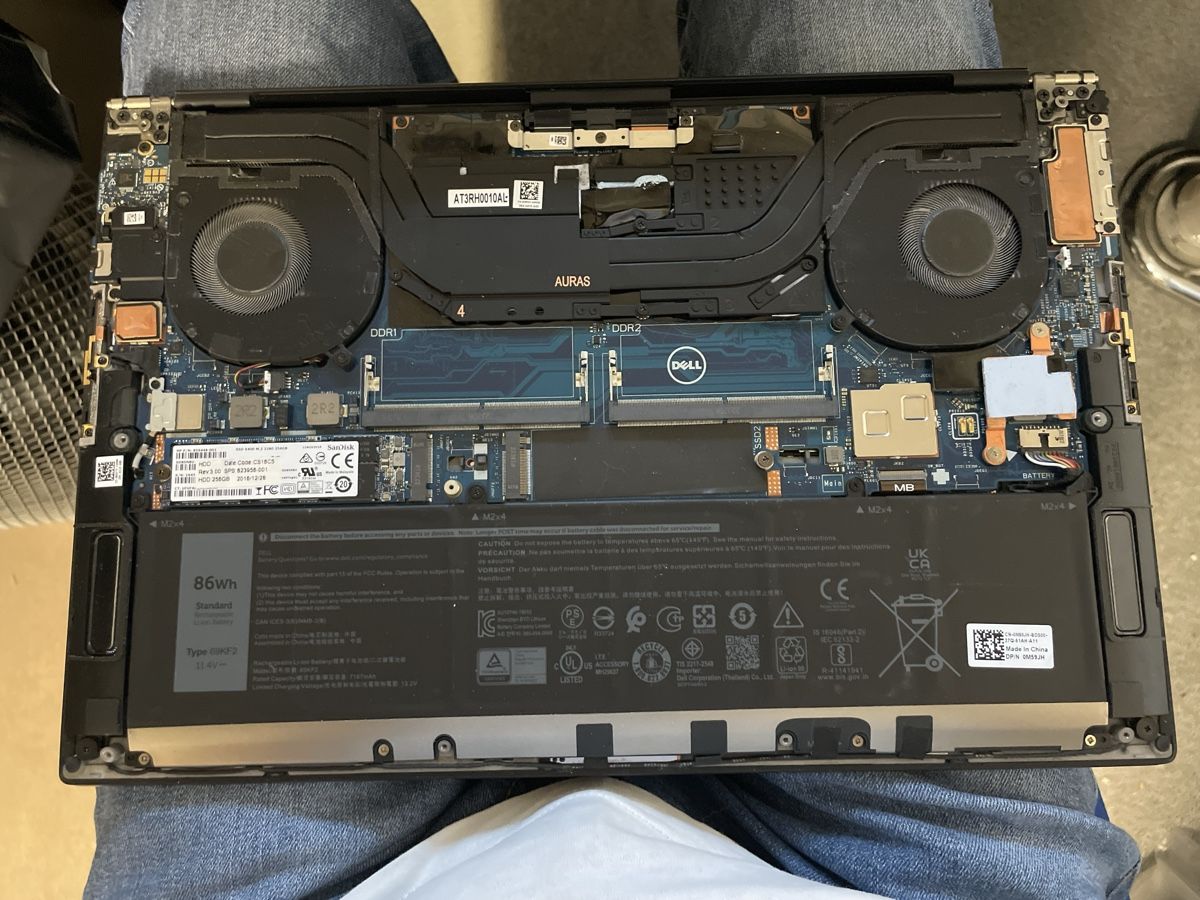 Dell Notebook: Dell Precision 5570 Def. 256/00/i7 ab 1 CHF – Difettoso da Abtwil sg venduto da Kueng.MultiOutlet 5