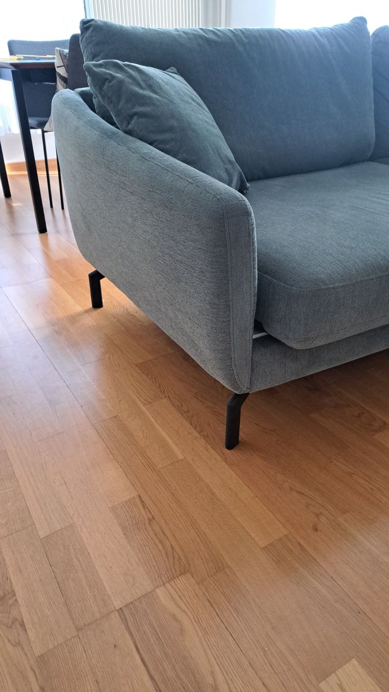 Livique Divani: Olivgrünes Sofa – Usato da Winterthur venduto da charmii 1