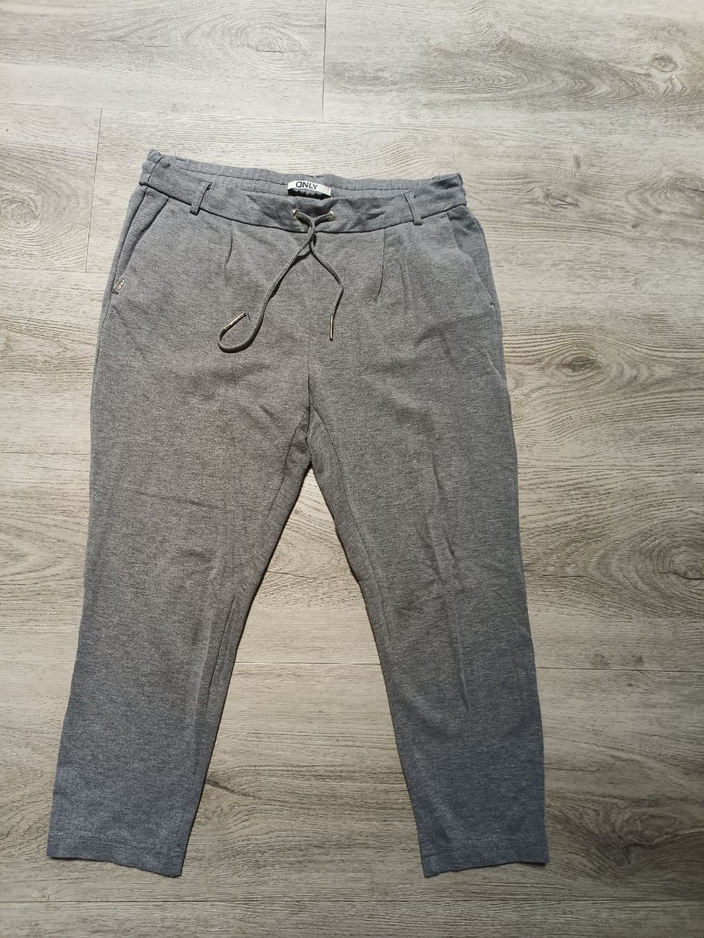 Only Hosen: Only Sommer/Herbsthose L neu – Neu (gemäss Beschreibung) aus Bätterkinden von Elefantenzoo
