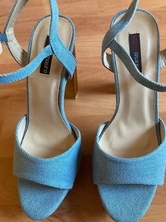 Damenschuhe: Neue schöne Damen Sandalen – Gebraucht aus Wetzikon ZH von vta_h8pd 2