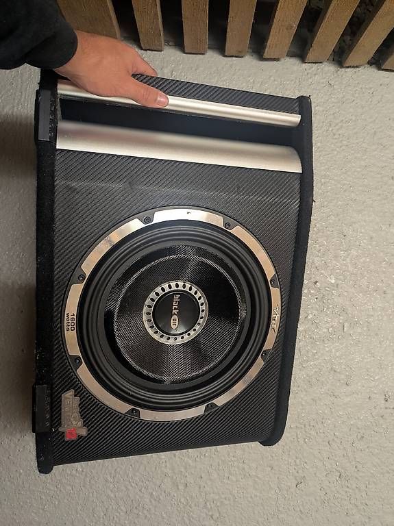 Casse acustiche: Subwoofer 1600 Watt (Auto) – Usato da Uster venduto da Robschm