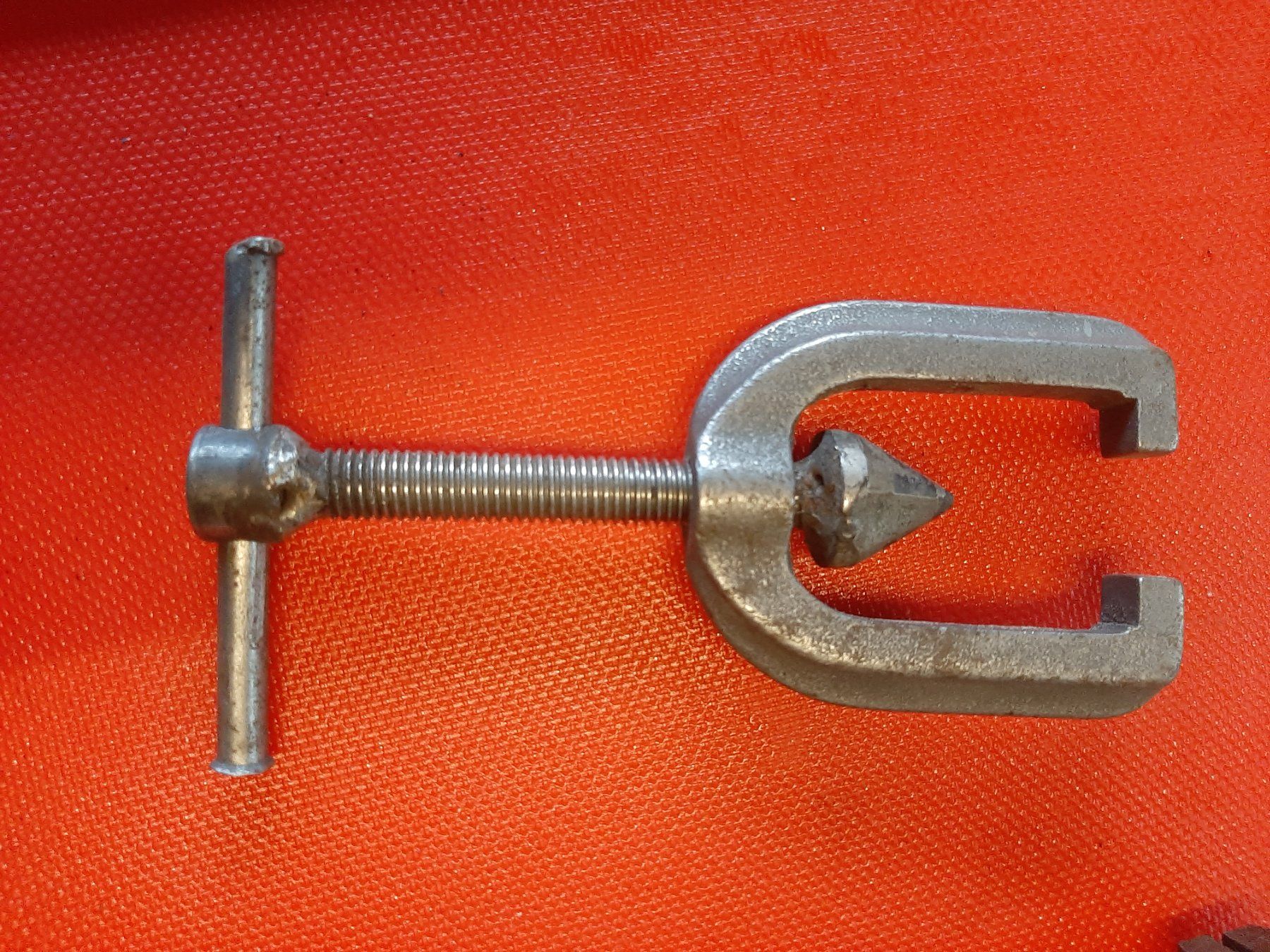 Tous les outils: Schraubzwinge – D'occasion à Wiesendangen par tam_jvp5 1