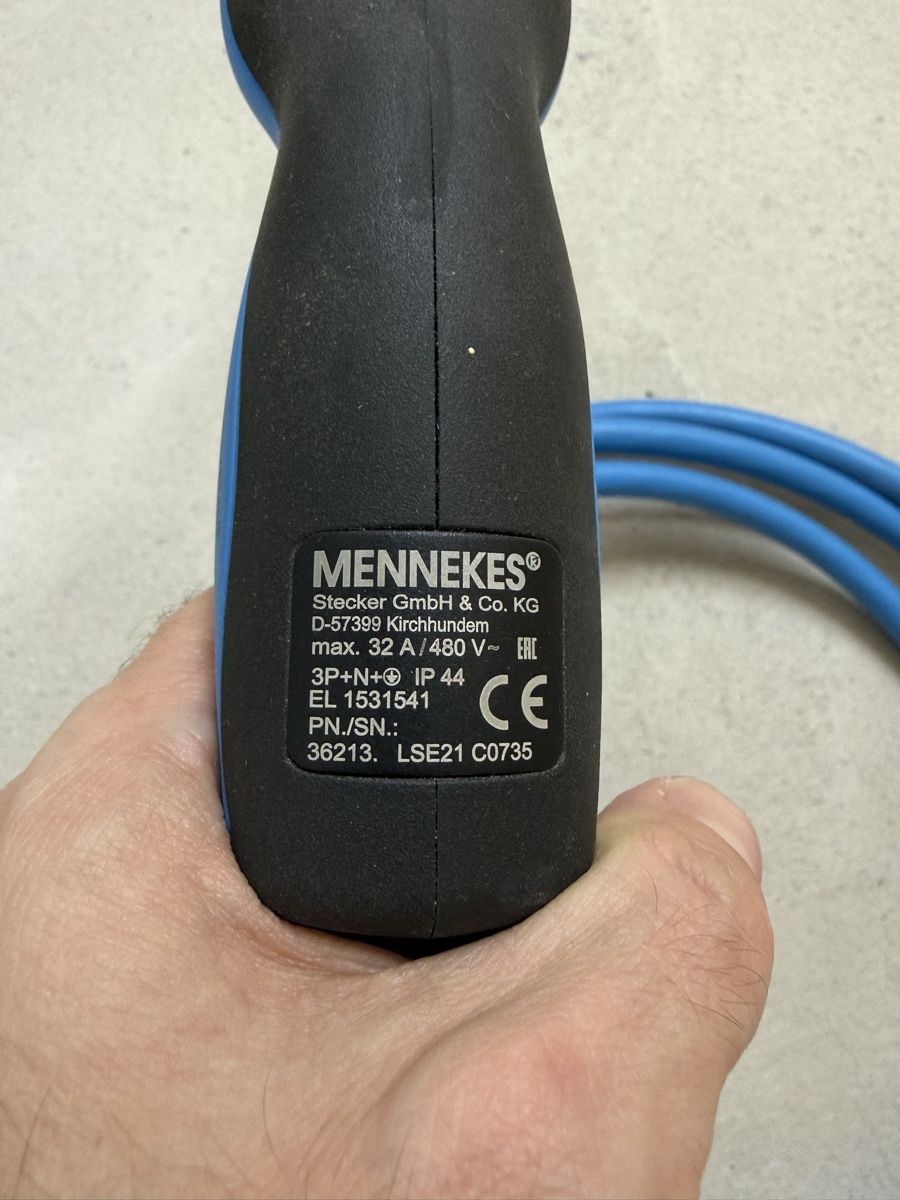 Mennekes Cavi: Ladekabel Typ2 Menekes – Difettoso da Zürich venduto da Mikrokosmos 1